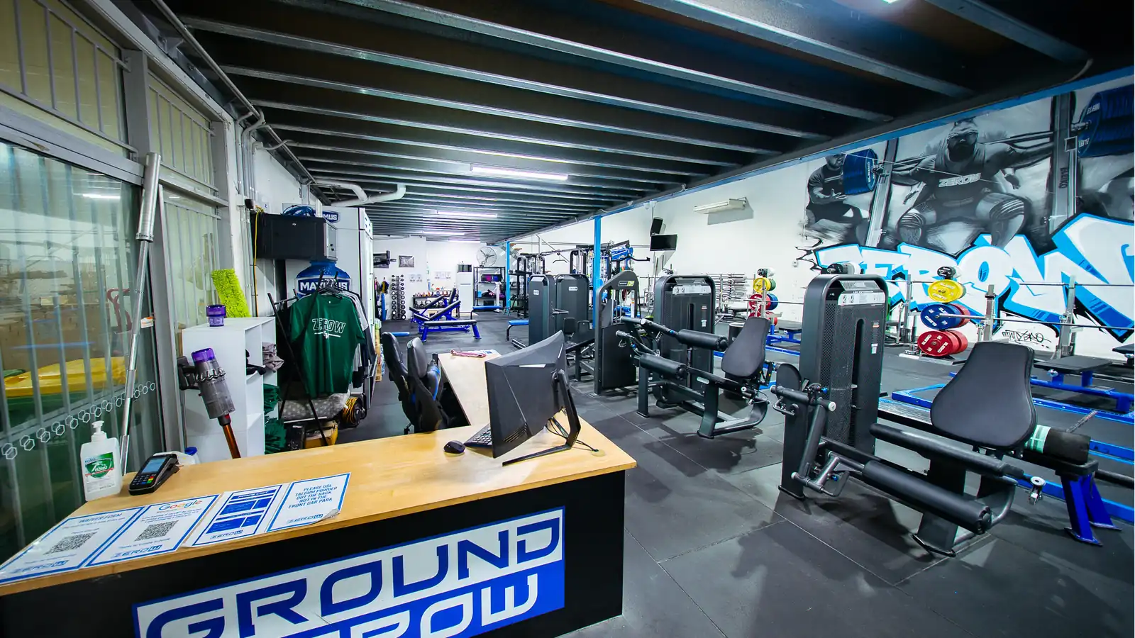 Ground ZeroW front desk in Arundel